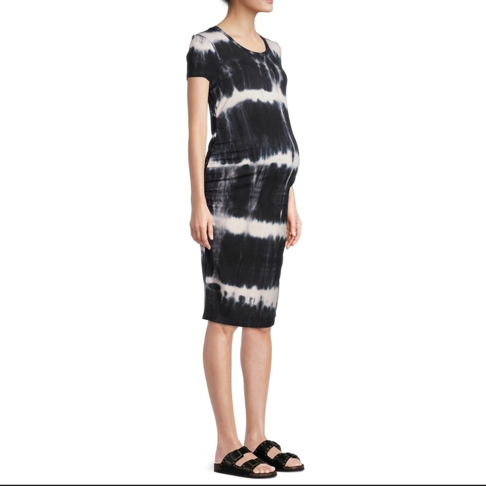 Gorgeous Ruched Tie-Dye Maternity Dress